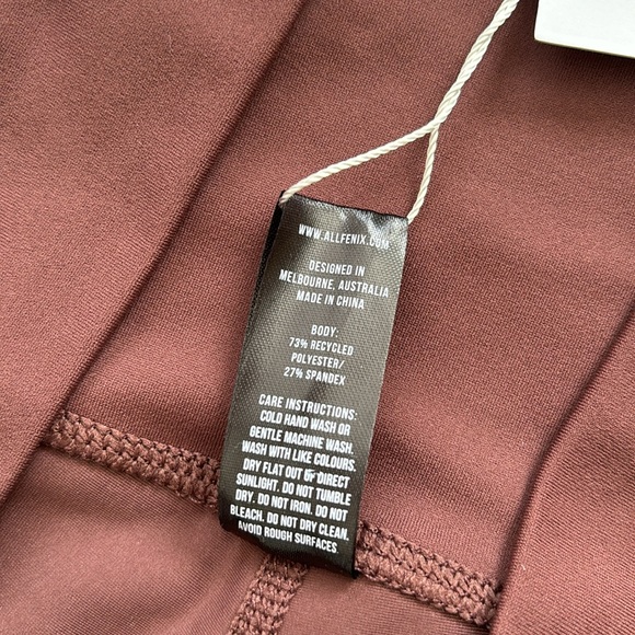 All Fenix NWT Stella Sports Bra & Rise 5” Bike Shorts Chocolate S - Picture 9 of 10